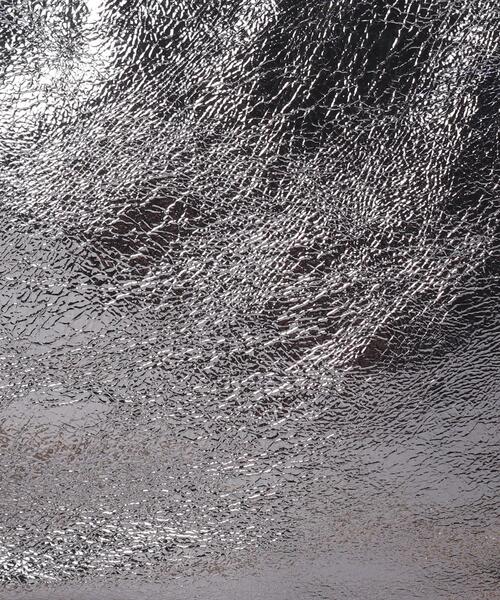 en recre（アンレクレ）の「【Laboratorio Mariucci】ラウンド型チェーンショルダーバッグ（ショルダーバッグ・レディース・チャコール/カーキ・FREE）」の7枚目の写真