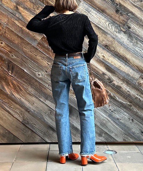 mi via loca（ミヴィアロカ）の「シャイニーベロアプリーツ レイヤードTWISTビスチェトップス（Tシャツ/カットソー・レディース・ブラック/ブルー/マスタード・FREE）」の6枚目の写真