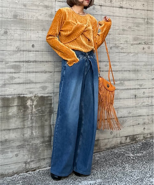 mi via loca（ミヴィアロカ）の「シャイニーベロアプリーツ レイヤード