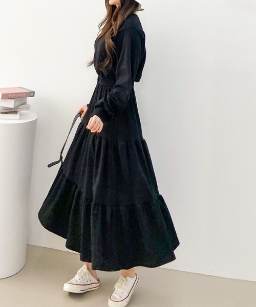 COCOMOMO(ココモモ)の「ティアードスウェットロングワンピース(ワンピース・レディース・ブラック/ダークグレー/ブラウン/グレー/ベージュ・FREE)」の10枚目の写真
