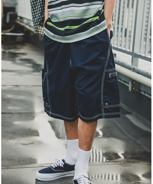 BEAMS（ビームス）の「BEAMS / コントラストステッチ イージー ショーツ（その他パンツ・メンズ・ネイビー/ダークグリーン・XL/L/M/S）」の4枚目の写真