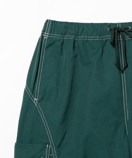 BEAMS（ビームス）の「BEAMS / コントラストステッチ イージー ショーツ（その他パンツ・メンズ・ネイビー/ダークグリーン・XL/L/M/S）」の14枚目の写真