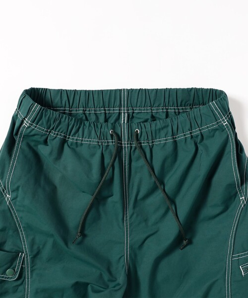 BEAMS（ビームス）の「BEAMS / コントラストステッチ イージー ショーツ（その他パンツ・メンズ・ネイビー/ダークグリーン・XL/L/M/S）」の17枚目の写真