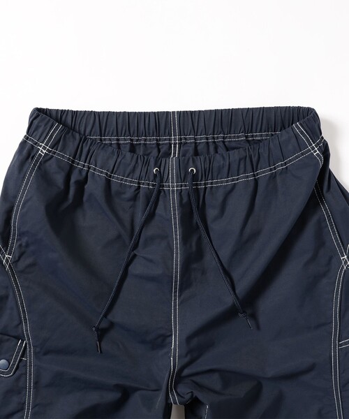 BEAMS（ビームス）の「BEAMS / コントラストステッチ イージー ショーツ（その他パンツ・メンズ・ネイビー/ダークグリーン・XL/L/M/S）」の21枚目の写真