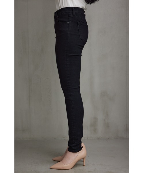 AZUL by moussy（アズールバイマウジー）の「AZUL DENIM スキニーデニム（デニムパンツ・レディース・ダークブルー/ブラック/ブルー・SMALL/MEDIUM/LARGE/XX-SMALL/X-LARGE/X-SMALL）」の17枚目の写真