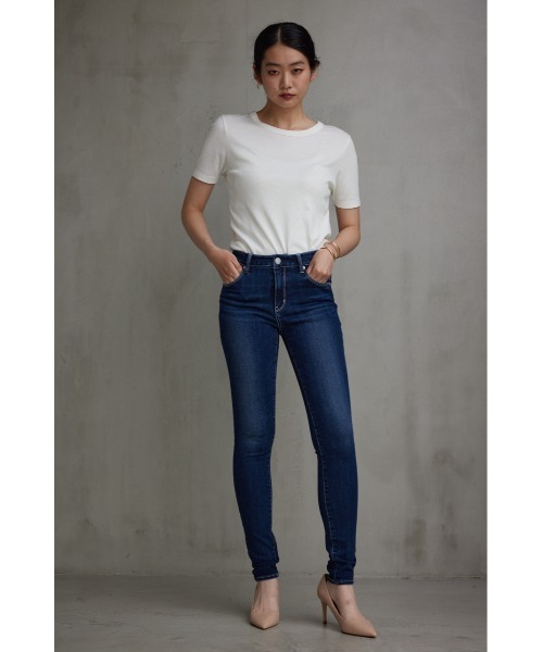 AZUL by moussy（アズールバイマウジー）の「AZUL DENIM スキニーデニム（デニムパンツ・レディース・ダークブルー/ブラック/ブルー・SMALL/MEDIUM/LARGE/XX-SMALL/X-LARGE/X-SMALL）」の6枚目の写真