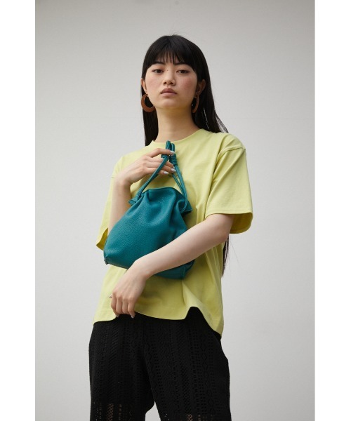 AZUL by moussy(アズールバイマウジー)の「ドローストリングポーチバッグ(ショルダーバッグ・レディース・ブラック/ターコイズブルー/イエロー・FREE)」の21枚目の写真