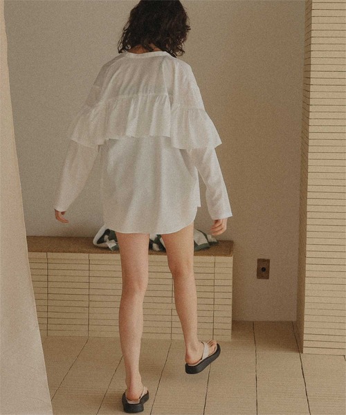 titivate（ティティベイト）の「バックフリルデザインシャツ/ラッシュガード（ラッシュガード・レディース・ブルー系その他2/ホワイト/ブルー系その他・L/M）」の16枚目の写真