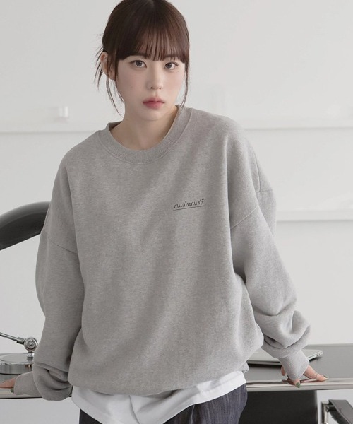 muahmuah(ムーアムーア)の「A'GEM/9 × .kom『muah muah/ムーアムーア』LETTERING LOGO MTM/レタリングロゴ スウェット(スウェット・レディース・ブラック/グレー・FREE)」の19枚目の写真