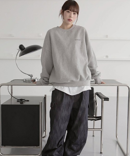 muahmuah(ムーアムーア)の「A'GEM/9 × .kom『muah muah/ムーアムーア』LETTERING LOGO MTM/レタリングロゴ スウェット(スウェット・レディース・ブラック/グレー・FREE)」の13枚目の写真