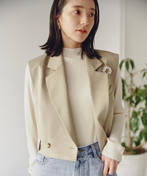 N.（N. Natural Beauty Basic）（エヌエヌナチュラルビューティーベーシック）の「◆ショートテイラージレ（ベスト・レディース・ベージュ/ブラウン・MEDIUM）」の4枚目の写真