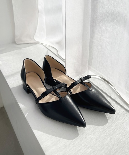 Olu.（オルドット）の「リボンデザインフラットシューズ（パンプス・レディース・ブラック/ブラウン系その他・39/37/35）」の4枚目の写真