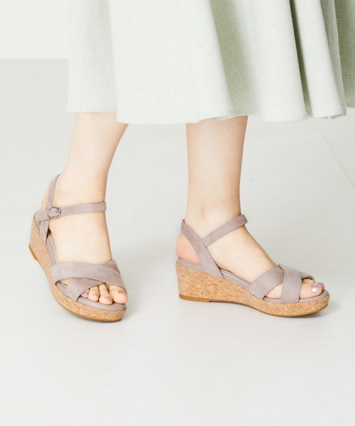 WA ORiental TRaffic（ダブルエーオリエンタルトラフィック）の「クロスウエッジサンダル/42201（サンダル・レディース・ブラック/ベージュ/グレー/ピンク・LL/3L/SS/S/M/L）」の3枚目の写真