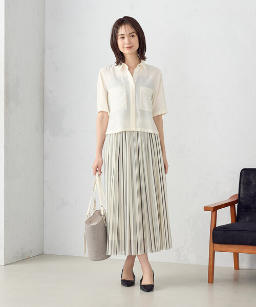 COMME CA ISM(コムサイズム)の「楊柳 クロップト 半袖シャツ(シャツ/ブラウス・レディース・キナリ/ブラック・LARGE/MEDIUM)」の7枚目の写真