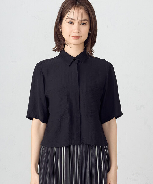 COMME CA ISM(コムサイズム)の「楊柳 クロップト 半袖シャツ(シャツ/ブラウス・レディース・キナリ/ブラック・LARGE/MEDIUM)」の11枚目の写真