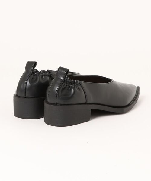 Fabby fabby(ファビィーファビィー)の「バックギャザーポインテッドパンプス(パンプス・レディース・イエロー/オフホワイト/ブラック/シルバー・MEDIUM/LARGE/SMALL)」の6枚目の写真