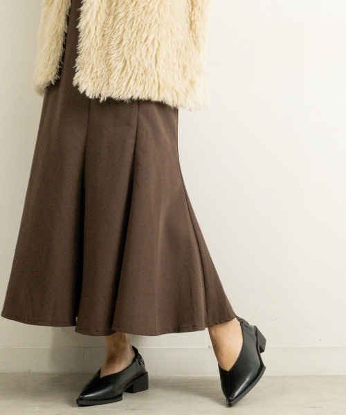 Fabby fabby(ファビィーファビィー)の「バックギャザーポインテッドパンプス(パンプス・レディース・イエロー/オフホワイト/ブラック/シルバー・MEDIUM/LARGE/SMALL)」の14枚目の写真