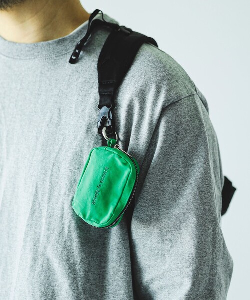 B:MING by BEAMS（ビーミングバイビームス）の「スクエア ポーチS（ポーチ・メンズ・ブラック/レッド/グリーン/ブルー系その他/カーキ・ONE SIZE）」の4枚目の写真