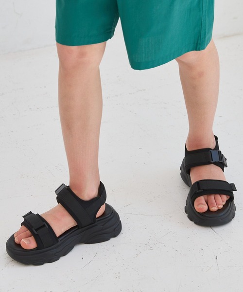 GLOBAL WORK（グローバルワーク）の「スニーカーソールサンダル/110734（サンダル・キッズ・ブラック・24cm/23cm/22cm/21cm）」の13枚目の写真