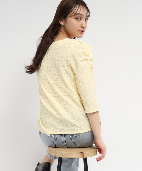 index（インデックス）の「◆UV ギャザースリーブトップス【イージーケア/洗濯機洗い可】（Tシャツ/カットソー・レディース・オフホワイト/サックスブルー/ブラック/ライトイエロー系・36/42/40/38）」の14枚目の写真