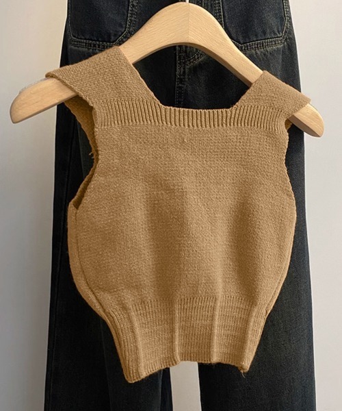 Miniministore（ミニミニストア）の「ショート丈 カップ付きニットタンクトップ（タンクトップ・レディース・ダークベージュ/キャメル/ホワイト/ブラック・FREE）」の11枚目の写真