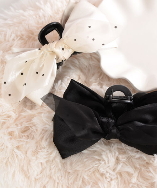 TONE SELECT GOODS（トーンセレクトグッズ）の「【float】リボン ドット 結びデザイン ヘアバンスクリップ（バレッタ/ヘアクリップ・レディース・オフホワイト/ブラック・FREE）」の6枚目の写真