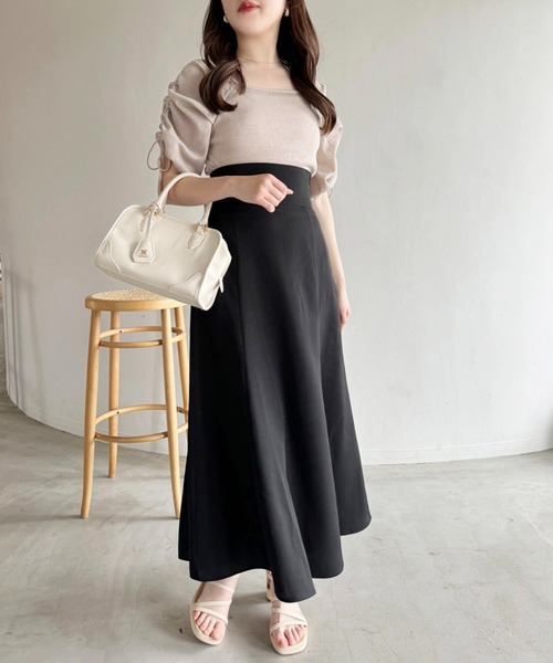 one after another NICE CLAUP（ワンアフターアナザーナイスクラップ）の「スクエアネックドロストラメトップス（Tシャツ/カットソー・レディース・ピンクベージュ/シルバー/ブラック・FREE）」の6枚目の写真