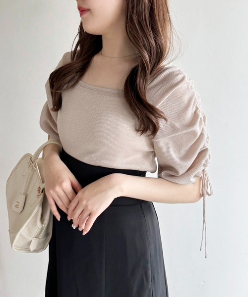 one after another NICE CLAUP（ワンアフターアナザーナイスクラップ）の「スクエアネックドロストラメトップス（Tシャツ/カットソー・レディース・ピンクベージュ/シルバー/ブラック・FREE）」の22枚目の写真