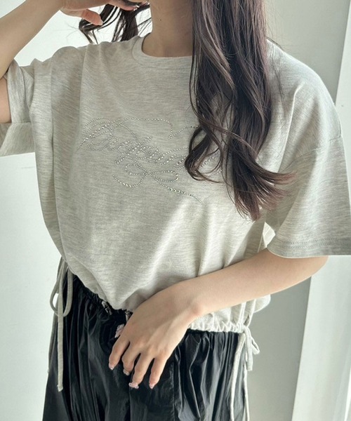 OLIVE des OLIVE（オリーブデオリーブ）の「カラフルTシャツ（Tシャツ/カットソー・レディース・サックスブルー/オフホワイト/チャコールグレー/サーモンピンク/オートミール/ミント/ラベンダー/スミクロ・FREE）」の4枚目の写真