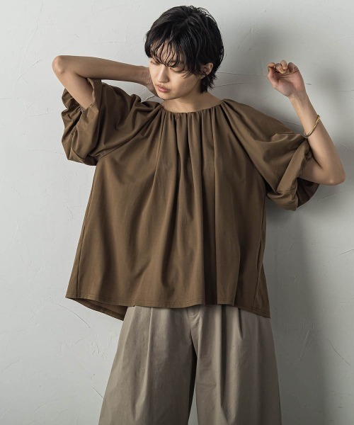 MAYSON GREY(メイソングレイ)の「2WAYボリュームプルオーバー≪洗濯機で洗える≫(Tシャツ/カットソー・レディース・ブルー/オフホワイト/ベージュ・M)」の12枚目の写真