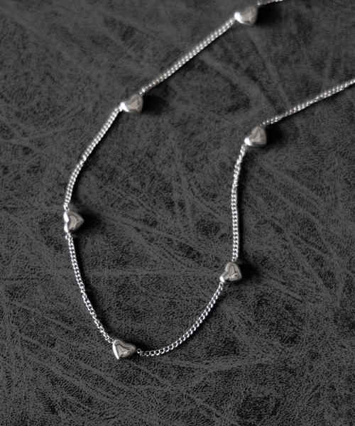 me+em select（ミームセレクト）の「ミニマルハートチェーンチョーカーネックレス ／ MINIMAL HEART CHAIN CHOKER NECKLACE（ネックレス・レディース・シルバー・FREE）」の15枚目の写真