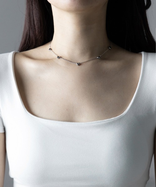 me+em select（ミームセレクト）の「ミニマルハートチェーンチョーカーネックレス ／ MINIMAL HEART CHAIN CHOKER NECKLACE（ネックレス・レディース・シルバー・FREE）」の13枚目の写真