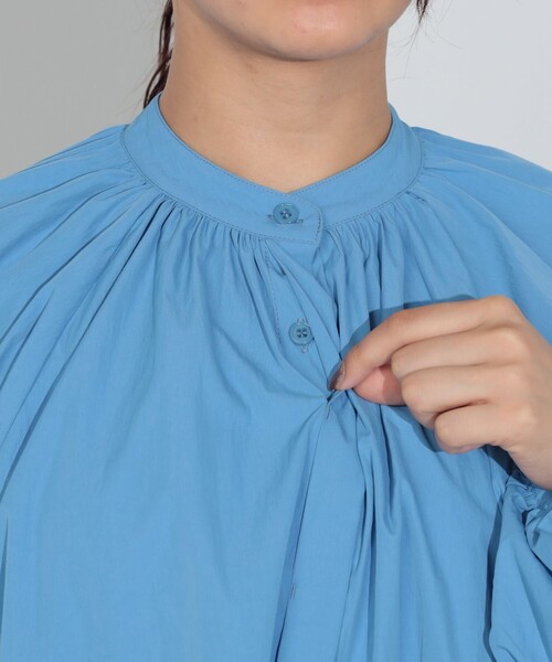 BEAMS HEART（ビームスハート）の「ボウタイセット ノーカラー ブラウス（シャツ/ブラウス・レディース・チャコールグレー/ホワイト系その他5/サックスブルー・FREE）」の12枚目の写真