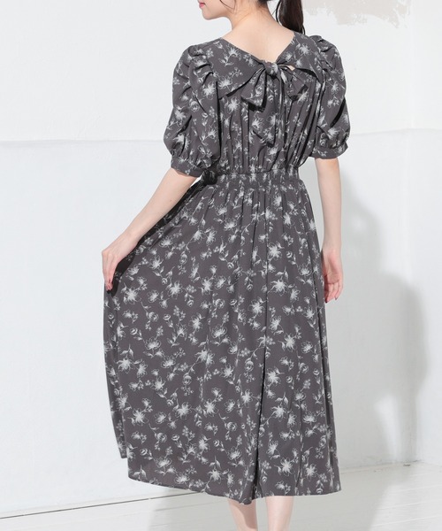 Honeys（ハニーズ）の「後リボンワンピース（ワンピース・レディース・ベージュ系その他/グレー系その他/グリーン系その他・3L/LL/L/M/S）」の7枚目の写真