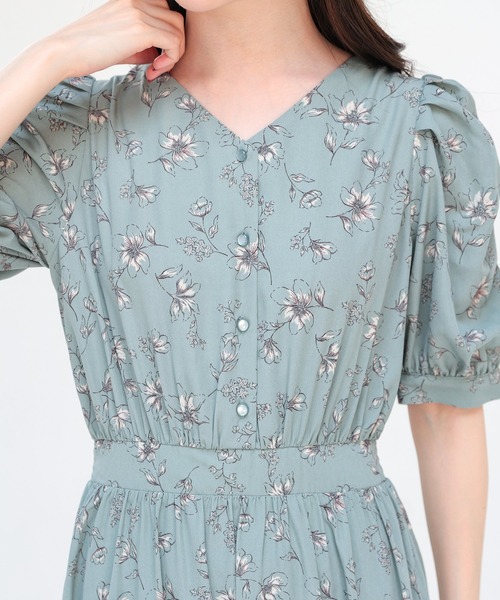 Honeys（ハニーズ）の「後リボンワンピース（ワンピース・レディース・ベージュ系その他/グレー系その他/グリーン系その他・3L/LL/L/M/S）」の22枚目の写真