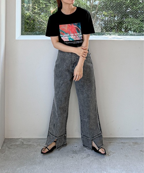 feepur（フェピュール）の「サイドフリンジスリットワイドデニム（デニムパンツ・レディース・ブラック/グレー/ブルー・SMALL/MEDIUM）」の4枚目の写真