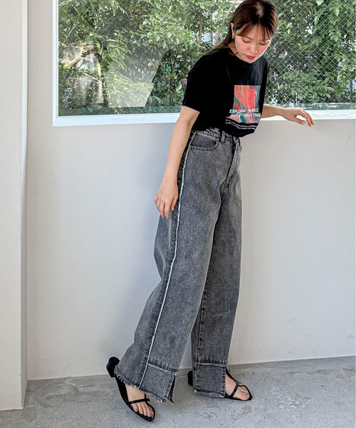 feepur（フェピュール）の「サイドフリンジスリットワイドデニム（デニムパンツ・レディース・ブラック/グレー/ブルー・SMALL/MEDIUM）」の9枚目の写真