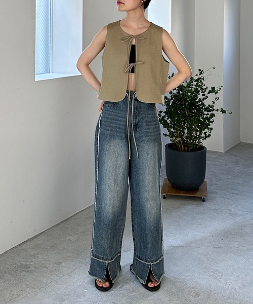 feepur（フェピュール）の「サイドフリンジスリットワイドデニム（デニムパンツ・レディース・ブラック/グレー/ブルー・SMALL/MEDIUM）」の15枚目の写真