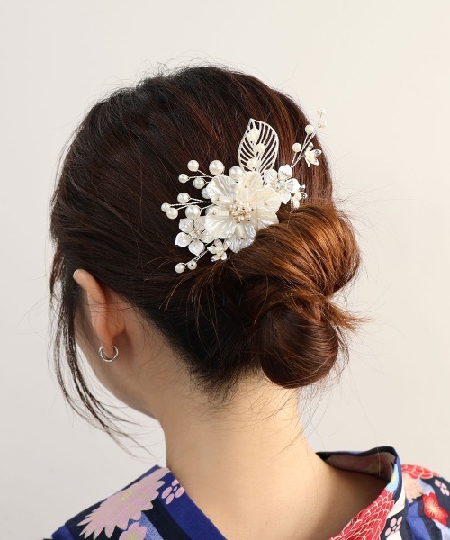 セール】シェルフラワー パール ビジュー クリップ（ヘアピン