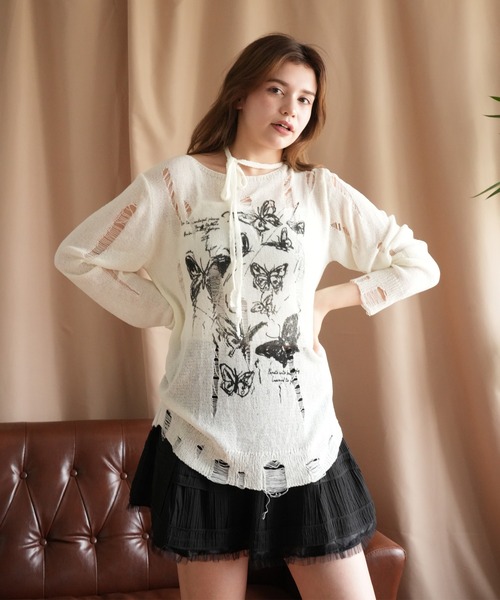 HOOK(フック)の「【HOOK】for girls バタフライプリントダメージ透かしトップス(Tシャツ/カットソー・レディース・ホワイト・L/M/S)」の14枚目の写真