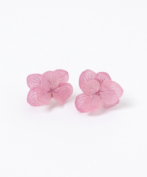 GLOBAL WORK(グローバルワーク)の「MADE IN JAPAN/アジサイピアス/130955(ピアス(両耳用)・レディース・ホワイト/パープル/ベージュ/ブルー・ONE SIZE)」の1枚目の写真