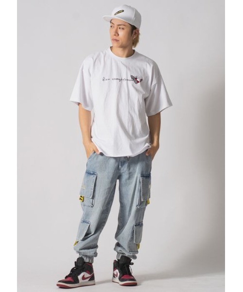 RE730(アールイーセブンサーティー)の「RE730 なみおくんスケボー ビッグシルエットTシャツ(Tシャツ/カットソー・メンズ・オフホワイト/ブラック・LARGE/MEDIUM/X-LARGE)」の4枚目の写真