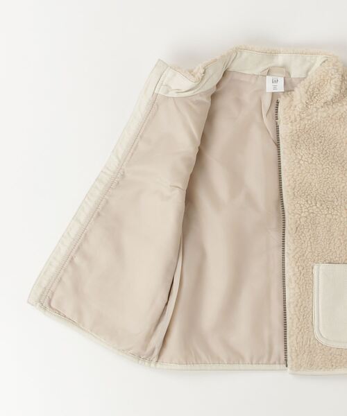 GAP(ギャップ)の「babyGap ボア ベスト(ベスト・キッズ・ブルー/ベージュ・110cm/105cm/100cm/95cm/90cm/80cm/70cm)」の5枚目の写真