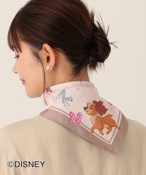 Afternoon Tea(アフタヌーンティー)の「サテンスカーフ/Disney CATS&DOGS COLLECTION(バンダナ/スカーフ・レディース・ベージュ・ONE SIZE)」の2枚目の写真