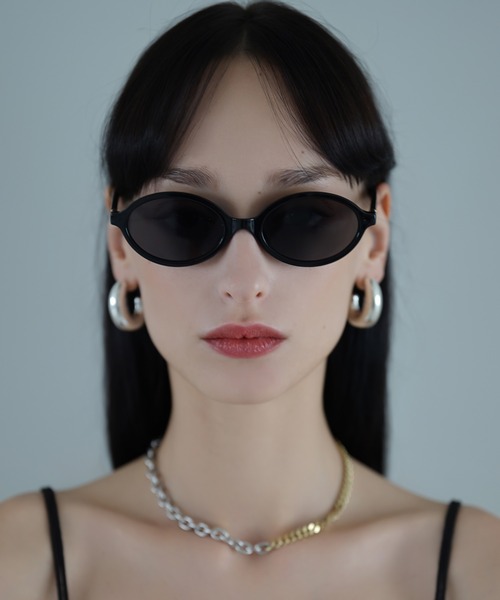 NUEF (ヌエフ)の「ユニセックス対応/NUEF/vingt-six26/サングラス/(サングラス・レディース・ブラック/ブラウン/グレー/クリアブラック/クリア/グレー系その他・FREE)」の1枚目の写真