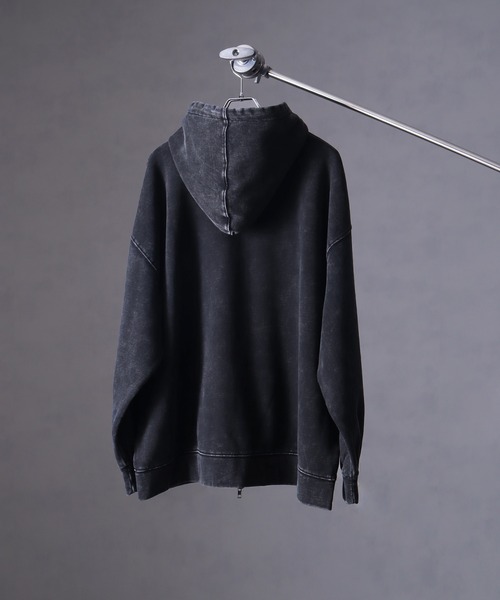 welise（ウェライズ）の「【welise × 犬飼京 -ephemeral-】 ケミカルオーバーダイ ヘビーウェイトスウェット ダブルジップアップパーカー（パーカー・メンズ・ブラック/ライトグレー/ダークブラウン/ブラック系1・S/M/L）」の10枚目の写真