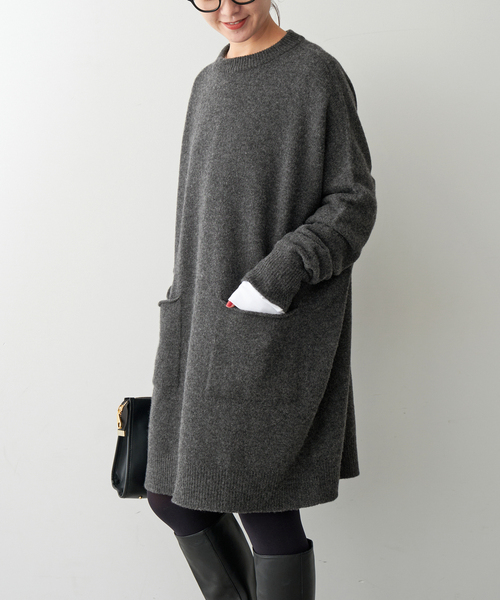 Spick & Span(スピックアンドスパン)の「クルーネック ワイドチュニック プルオーバー(ニット/セーター・レディース・チャコールグレー/ベージュ・FREE)」の11枚目の写真