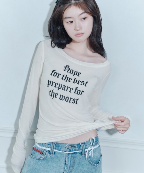 FCMM(エフシーエムエム)の「LETTRING L/S TEE/レタリングロングスリーブT(Tシャツ/カットソー・レディース・ホワイト/ブラック/グレー・MEDIUM/SMALL)」の1枚目の写真