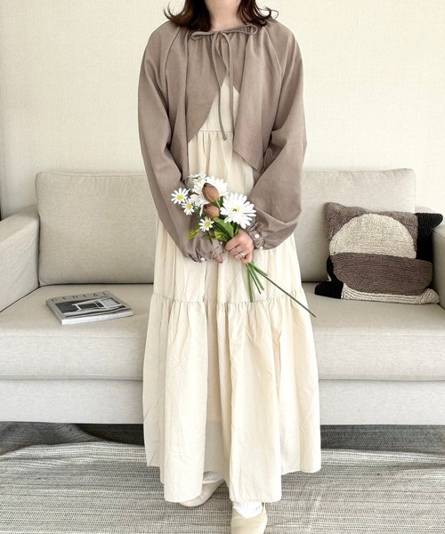 merrylatte（メリーラテ）の「袖パールフレアボレロブラウス（カーディガン/ボレロ・レディース・モカ・FREE）」の7枚目の写真