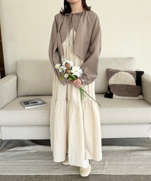 merrylatte（メリーラテ）の「袖パールフレアボレロブラウス（カーディガン/ボレロ・レディース・モカ・FREE）」の8枚目の写真